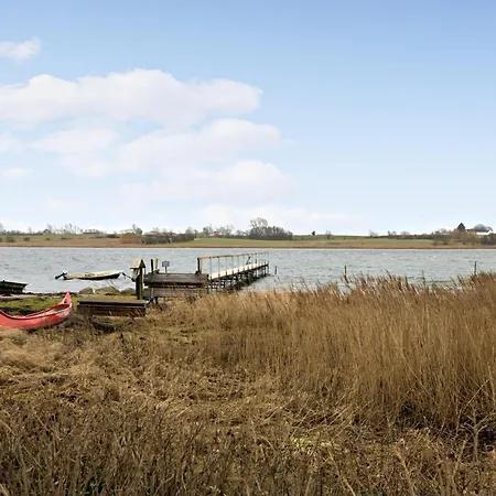 2 Bedroom In 펜션 케르테미네