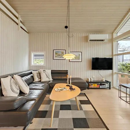 펜션 2 Bedroom In 케르테미네